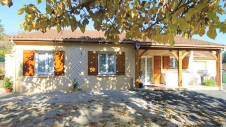 Réf. 1301 - 233.200 € *