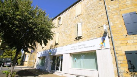 Réf. 1452 - 265.000 € HAI *