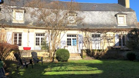 Demeure de charme à vendre dans village avec commerces-Gourdon-LOT-ref-1394