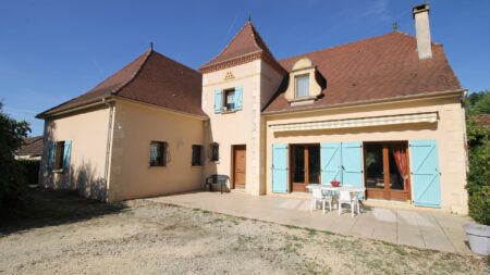 Maison périgourdine à vendre-215 m2 hab.-secteur Gourdon-LOT-réf. 1422