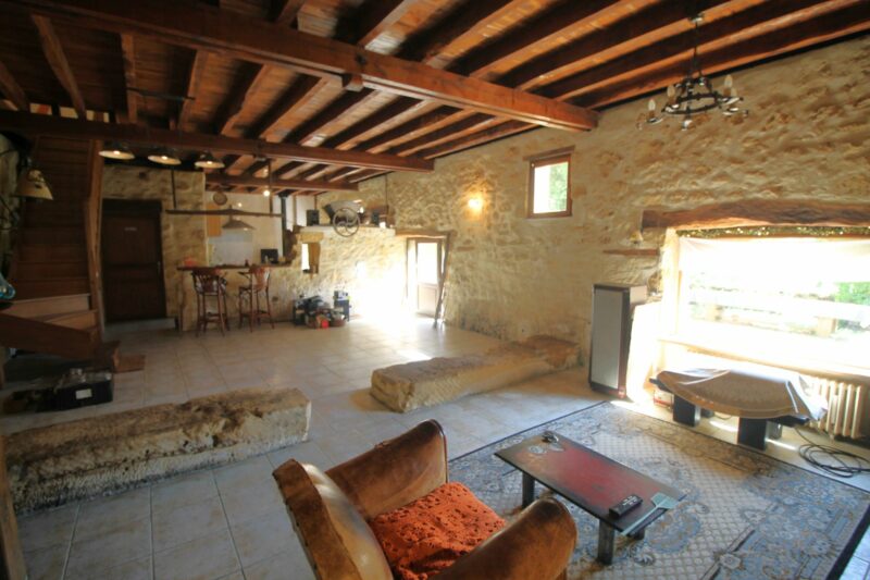 Réf. 1433 - 275.600 € HAI  * – Image 3