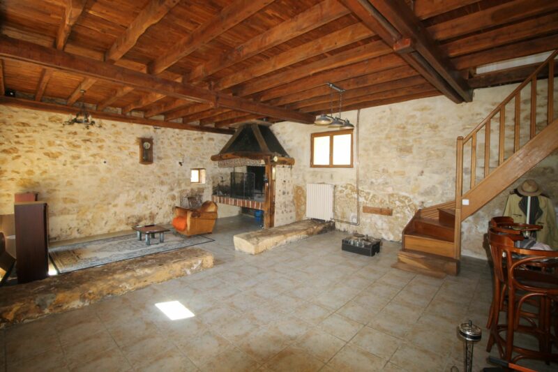 Réf. 1433 - 275.600 € HAI  * – Image 2