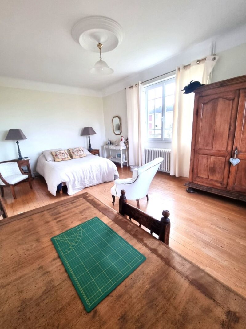 maison de charme avec jardin et garage, à vendre-Gourdon-LOT-chambre 3-ref1434