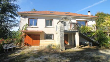 Réf. 1453 - 224.000 € HAI *