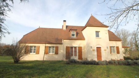 Réf. 1474 - 299.700 € HAI *
