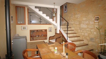 Réf. 1560 - 110.000 € *