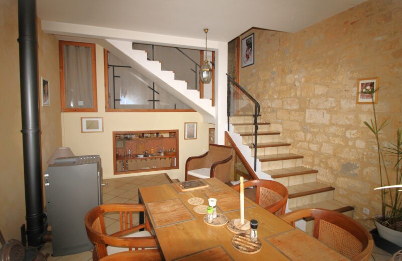 Réf. 1560 - 110.000 € *