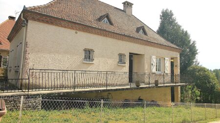 Réf. 1492 - 181.900 €