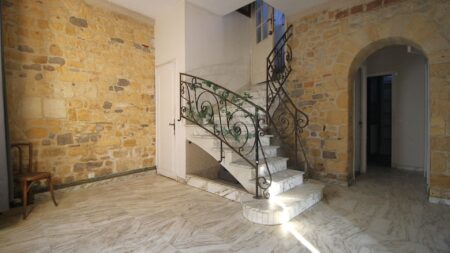 Réf. 1527 - 132.000 €