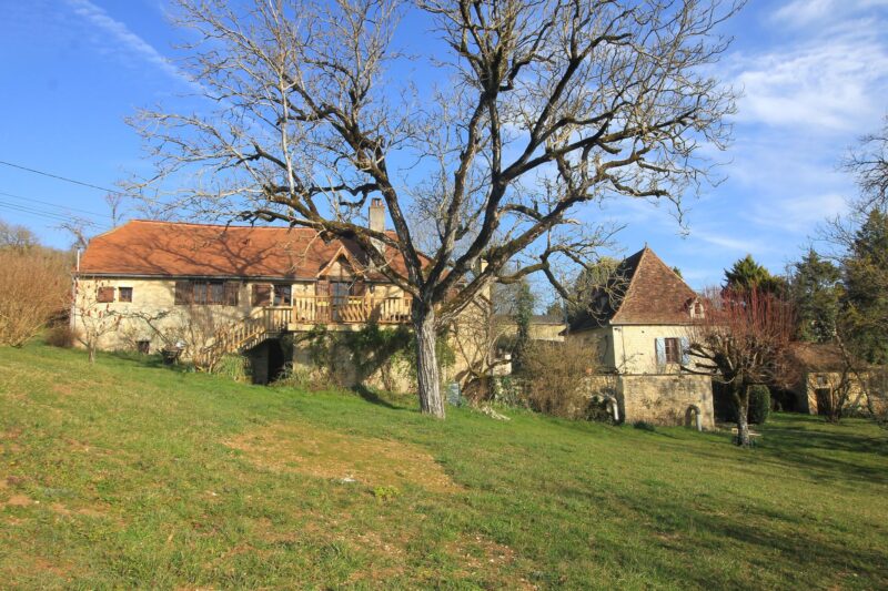 Réf. 1555 - 370.000 €