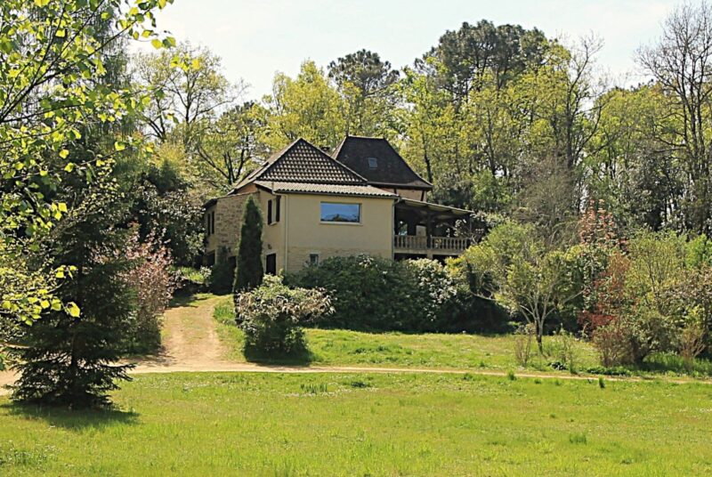 Ref. 1569- 318.000 €