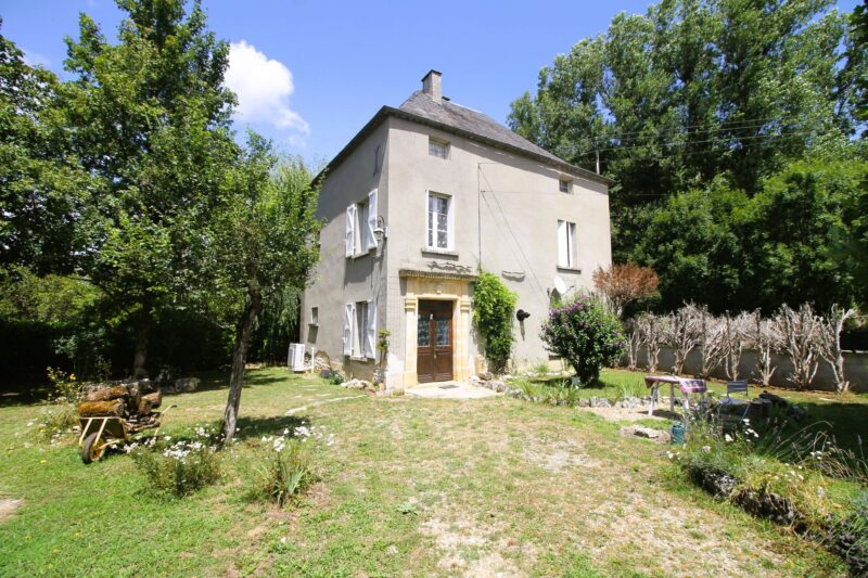 Réf. 1580 - 128.000 €