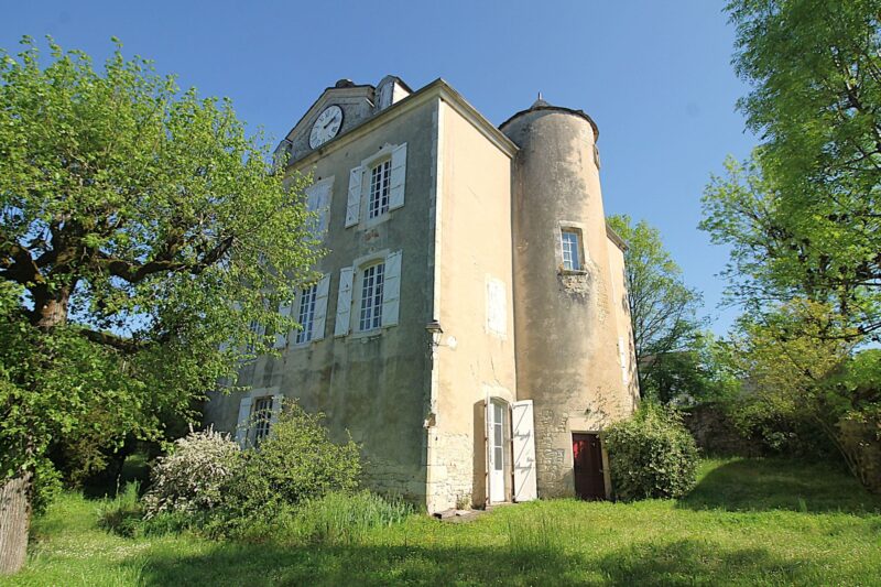 Réf. 1577 - 599.000 €