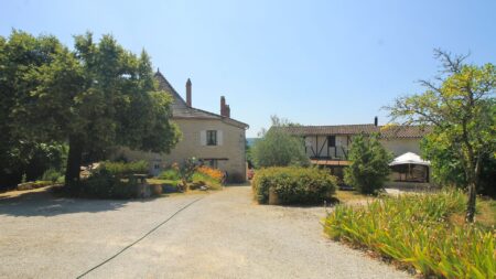 Réf. 1589 - 398.500 €
