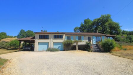 Réf. 1593 - 266.000 €
