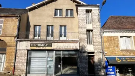 Réf. 1600 - 129.000 €