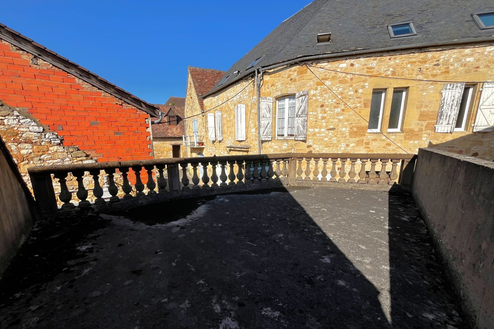 Réf. 1599 - 235.000 € – Image 14