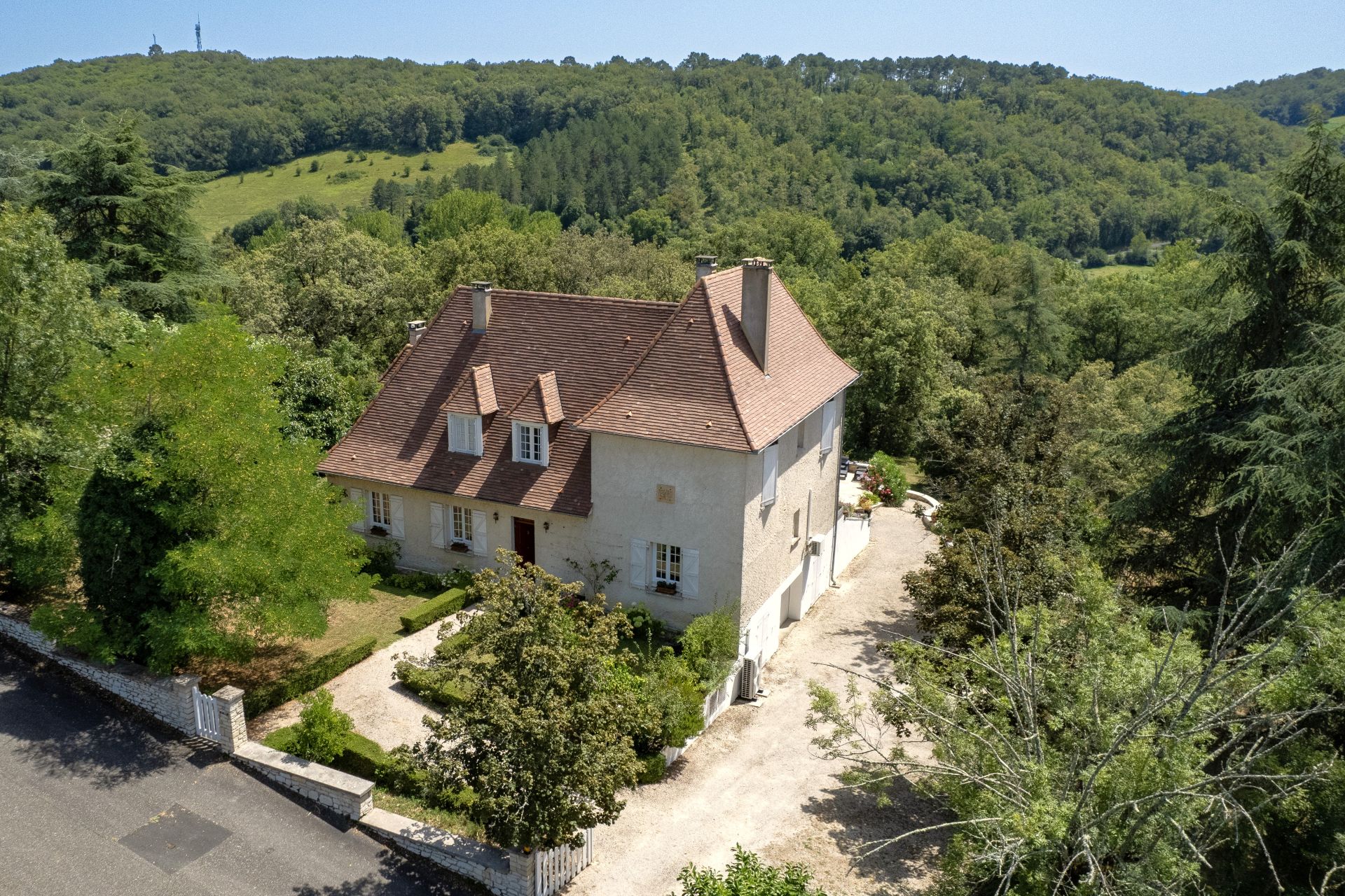 Réf. 1635 - 450.000 € – Image 2