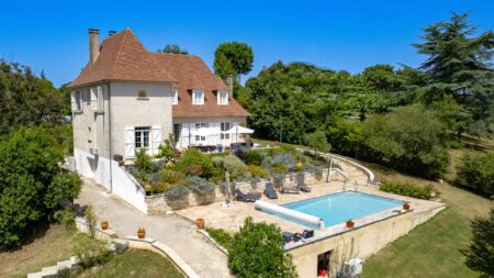 Réf. 1635 - 450.000 €