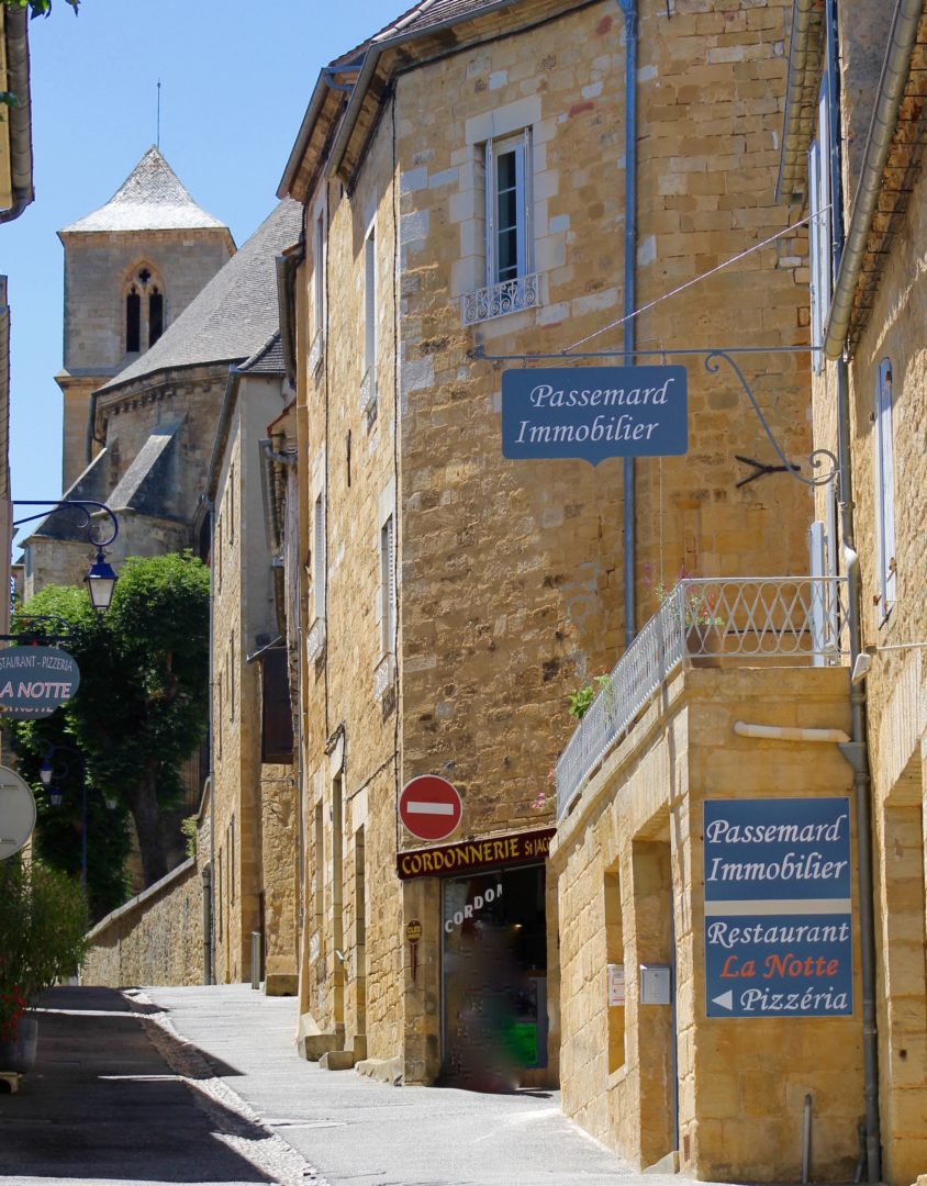 Agence immobilière Gourdon dans le Lot Passemard Immobilier